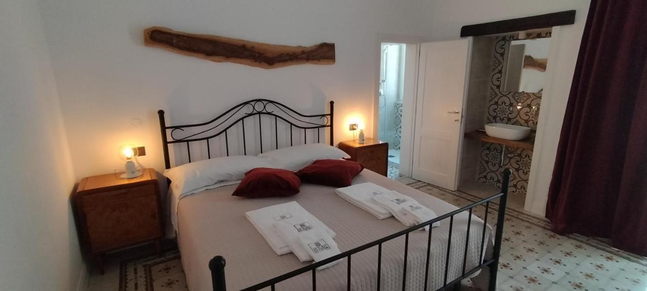 Bed and Breakfast Le Scale Di Pietra Конверсано Екстер'єр фото